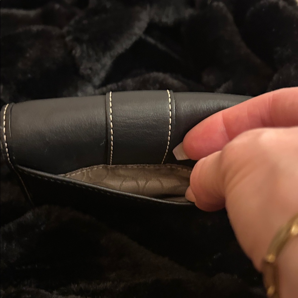 Coach Black Leather Wallet with Keychain - Picture 4 of 5